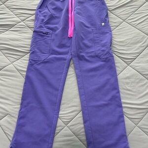 FIGS Women's High Waisted Yola Skinny Scrub Pants in Amethyst